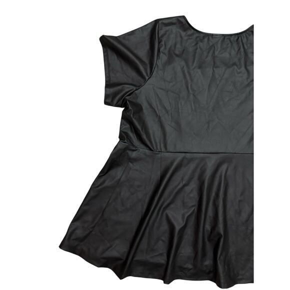 Torrid Faux Leather Peplum Top Women's Plus Size 5 Black Sleeveless - Picture 8 of 9